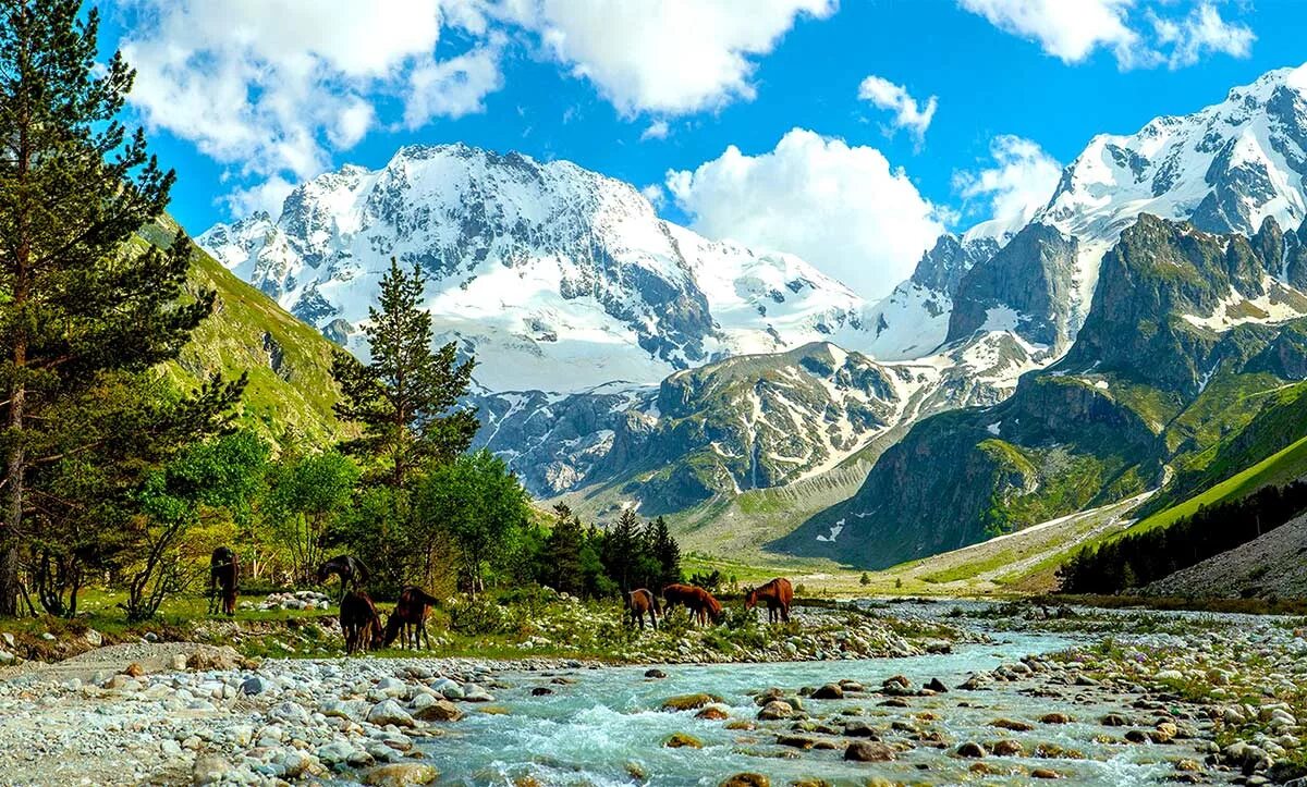 Армянский перевал адыгея. Населенный пункт горы. Горы куруш дагестан. Населенный пункт горы. Dagestan peek.