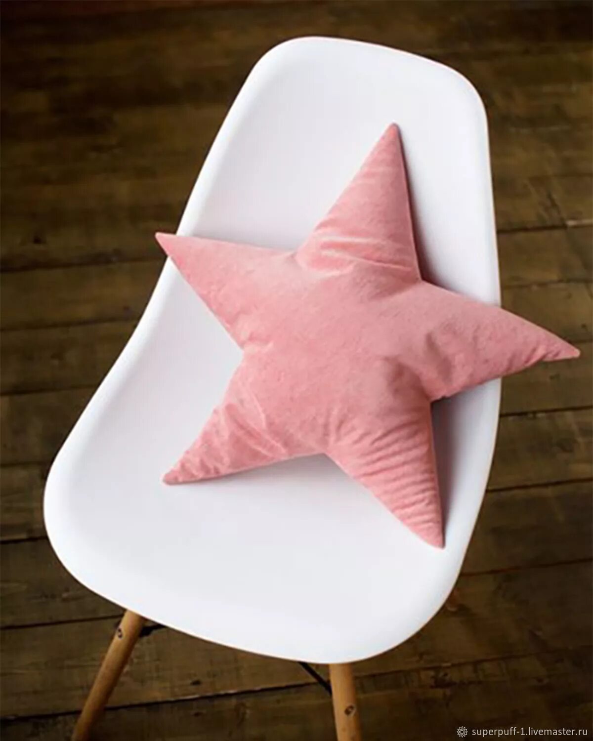 Cushion star. Star pillow. Подушка красная звезда. Подушка плюшевая. Морская звезда подушка флис.
