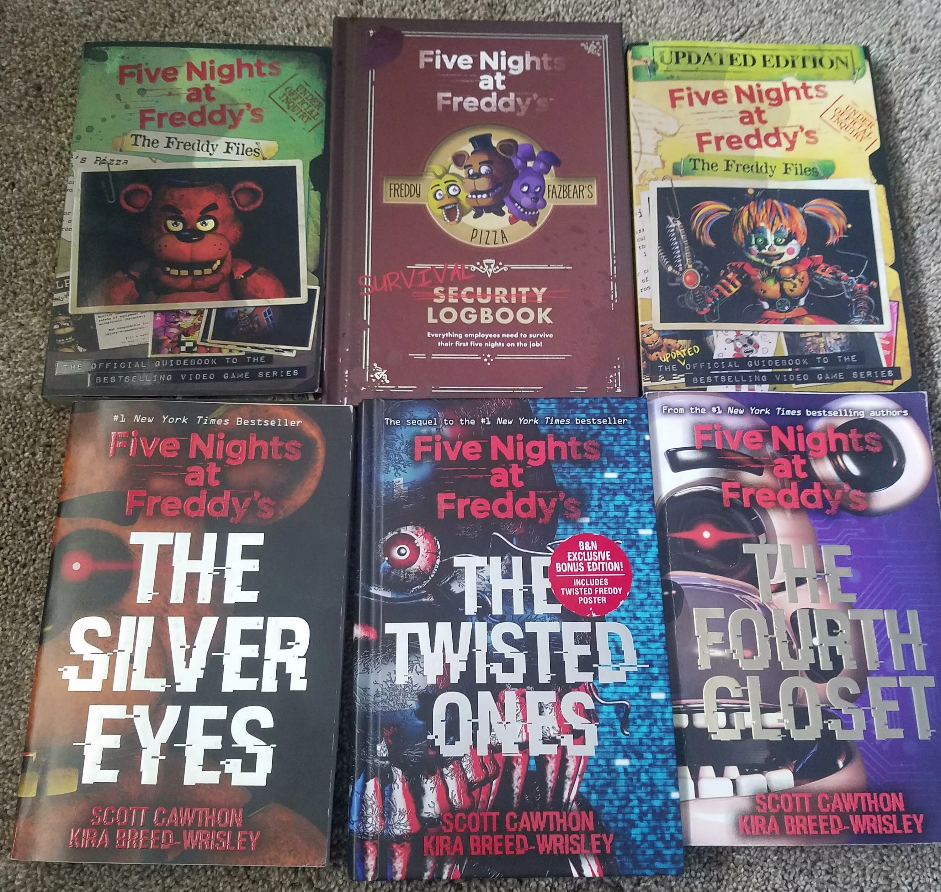 Книги по фнафу. Книги ФНАФ. Five Nights at Freddy s: the Silver Eyes книга. Джон ФНАФ книга. Книга ФНАФ неправильные.