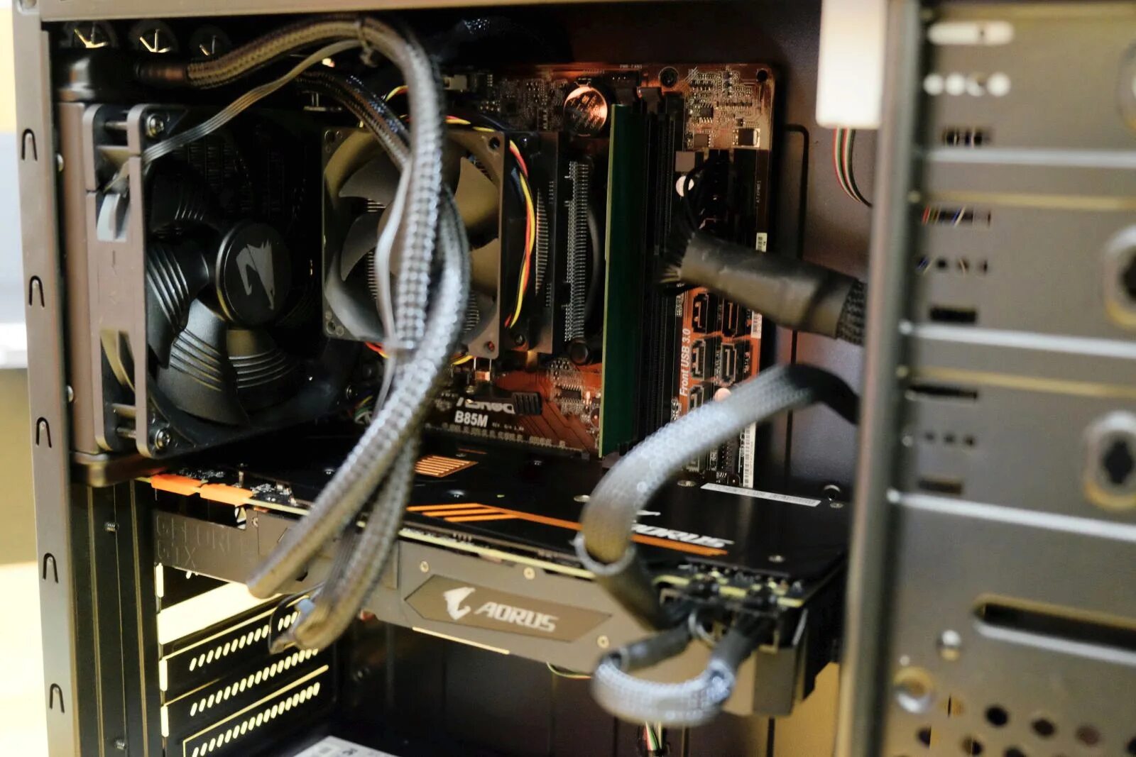 Aorus gtx 1080 ti waterforce. Gtx 1080 ti waterforce. gtx 1080 ti aorus. видеокарта gigabyte geforce gtx 1080 ti aorus waterforce. gigabyte gtx 1080 ti waterforce xtreme.