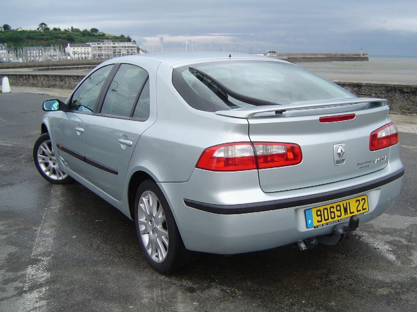 Renault laguna 2 рестайлинг 2. Лагуна 2 видео. Комплектации рено лагуна 2. Лагуна 2 видео. 2001 год надежность.
