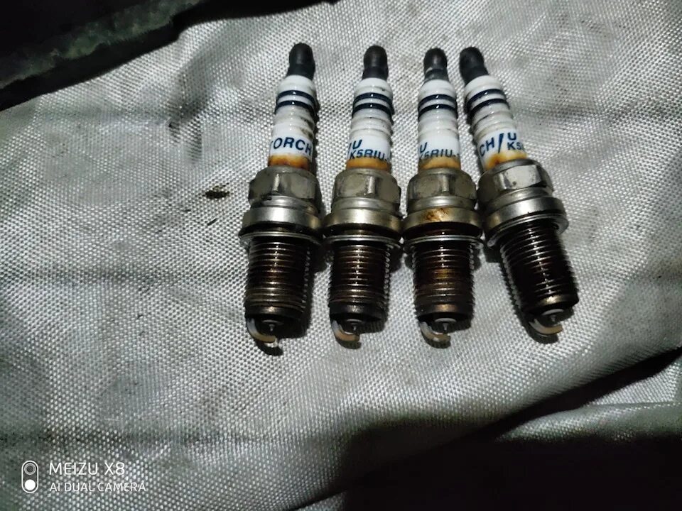 Свечи тойота королла 120. 5. Свечи ngk k16r-u11. Свечи зажигания на тойота королла 120 кузов. 6.