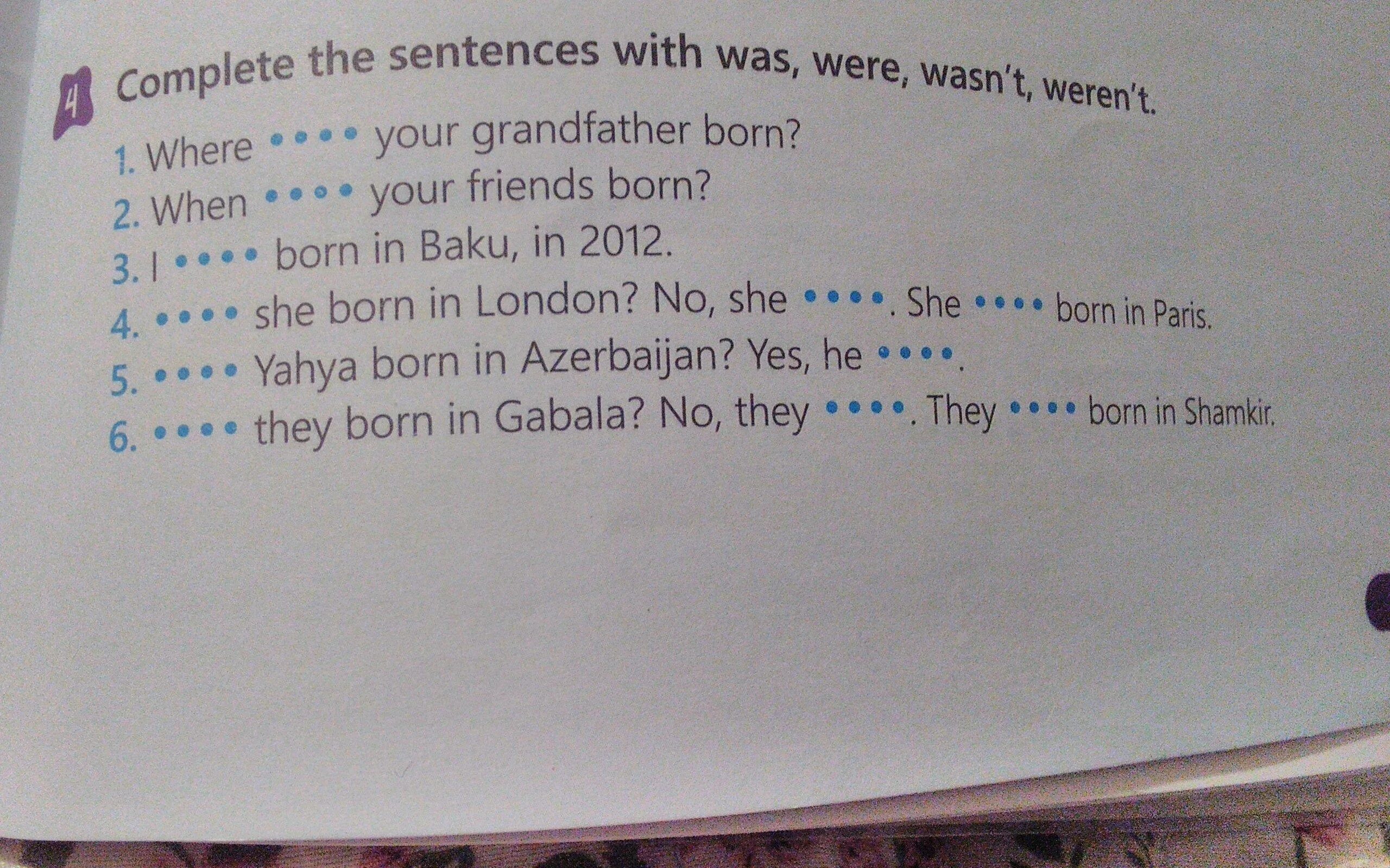 Fill in sentences with was wasn t. Задание complete the sentences. Read and complete use was wasn't were or weren't 30 Marks ответ. Английский язык 4 класс read and complete . Use was, wasn't , were or weren't. Complete the sentences write was were wasn't or werent ответы.