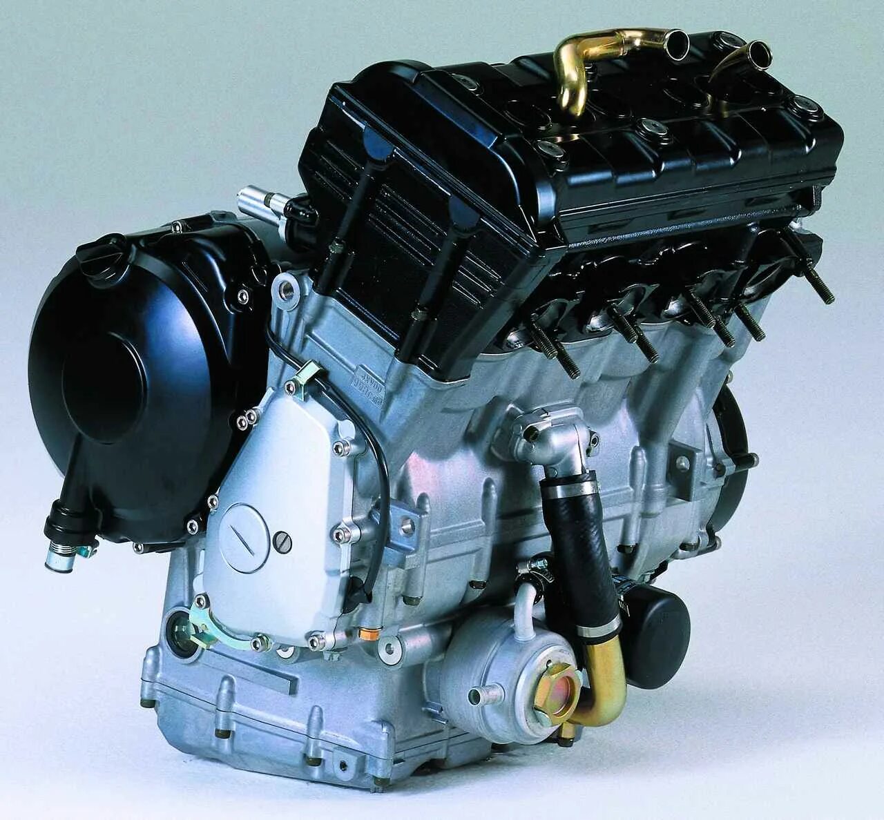 Двигатель фзр 250. Fzr1000 engine. Двигатель ямаха р1 2000. Yamaha yzf1000r thunderace двигатель. Двигатель ямаха р1.