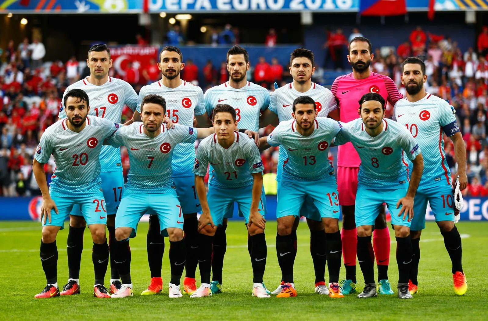 Milli. Турция футбол фото 2022. Турецкие футболисты фото. Турецкий футболист. Turkish football.