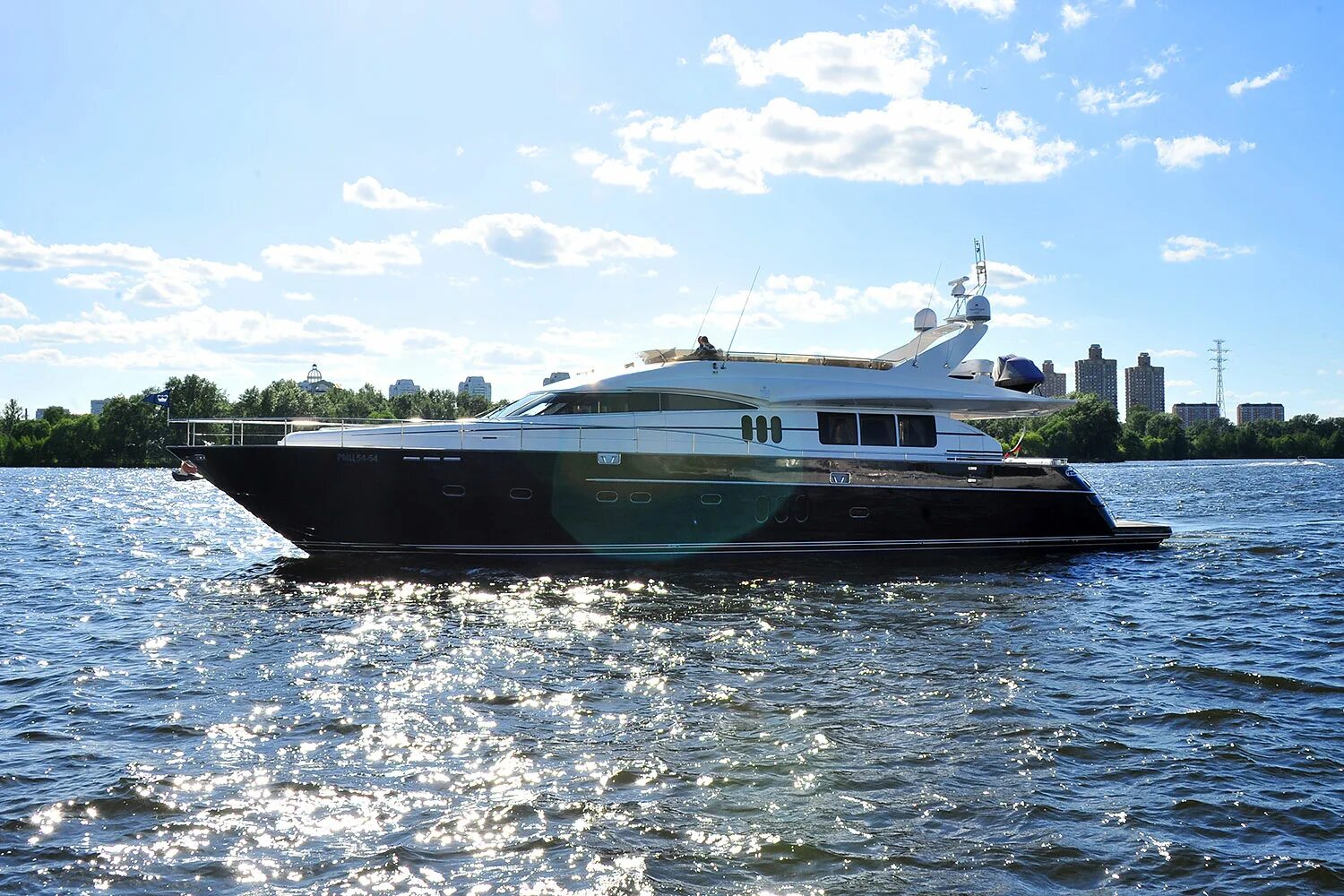 25 принцесс. Princess 25m. Яхты Princess 25m Карелия. Яхта принцесса 25. 2002 Princess 25m.