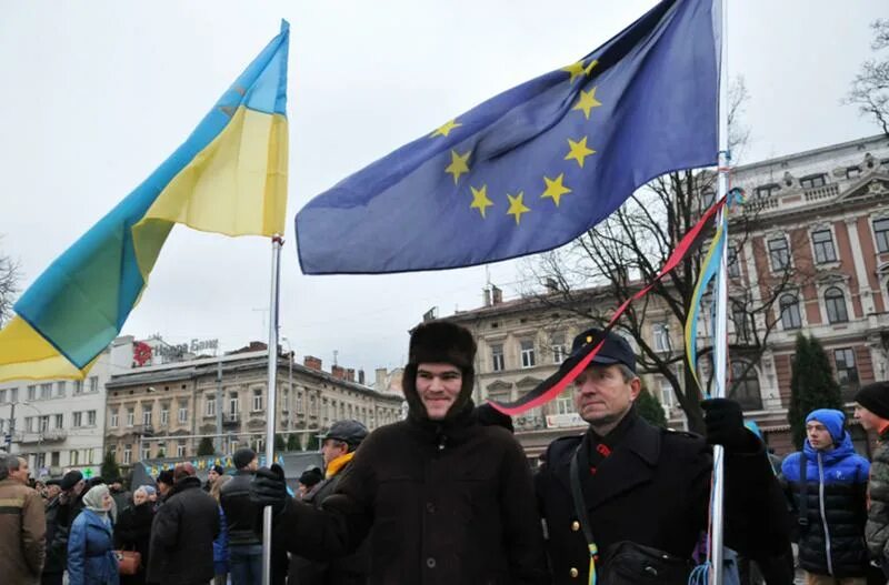 Против западной украины. Украина Евросоюз. Сторонники евроинтеграции. Украина ассоциации. Украина це Европа.