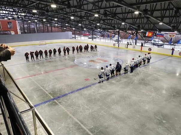 Стадион труд бузулук. Стадион труд юрьев польский каток. Стадион стадион труд юрьев польский. Стадион труд юрьев-польский. Стадион труд юрьев польский польский.