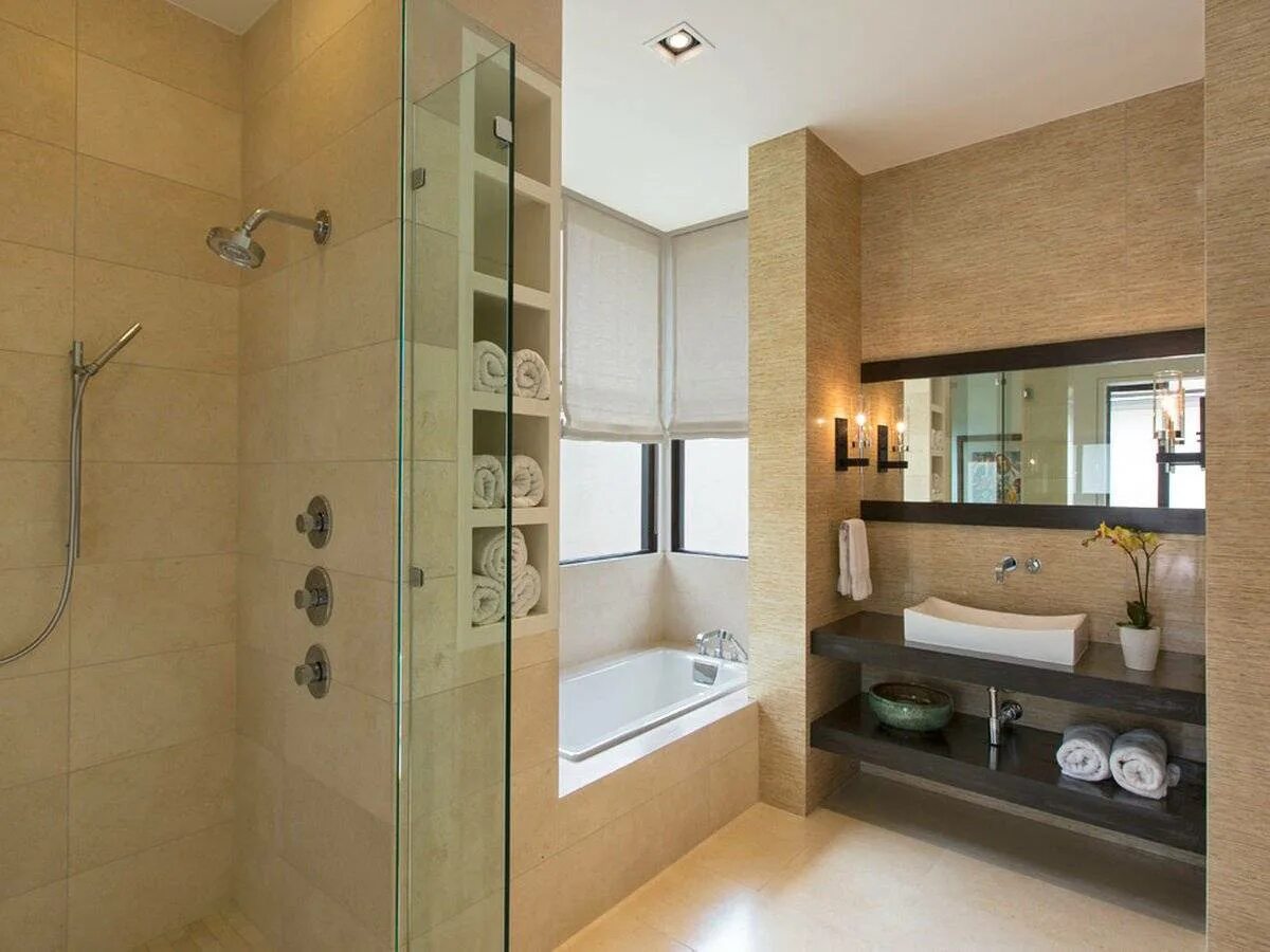 Ванная комната с перегородкой дизайн. Ванная в нише. Встроенные полочки в ванной. Ниша с полками в ванной. Ванная комната с нишами.