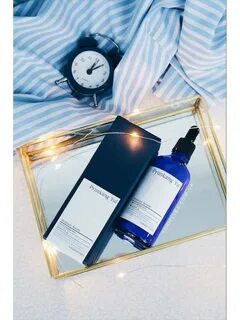 Moisture serum