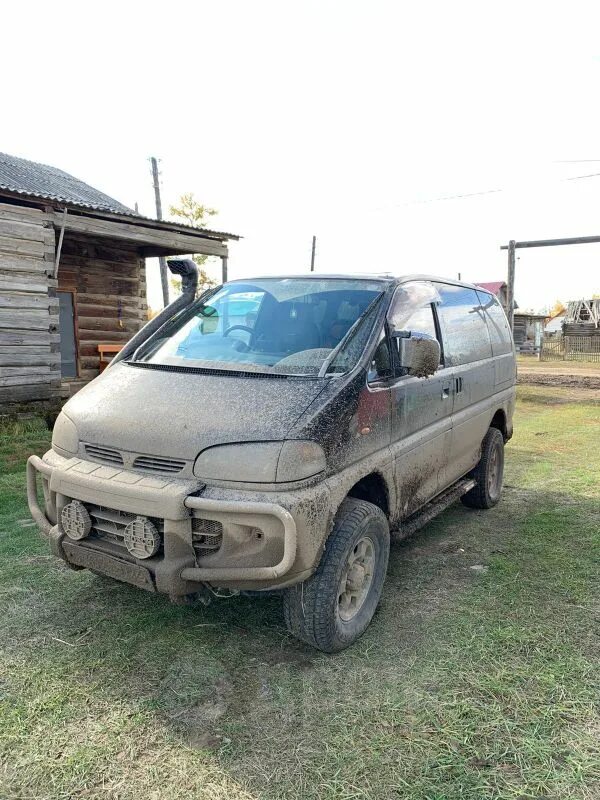 Mitsubishi delica, 1997 год топливный бак. Китайская машина делика. Мицубиси делика 1997. Делика 1997 года. Мицубиси делика 1997.