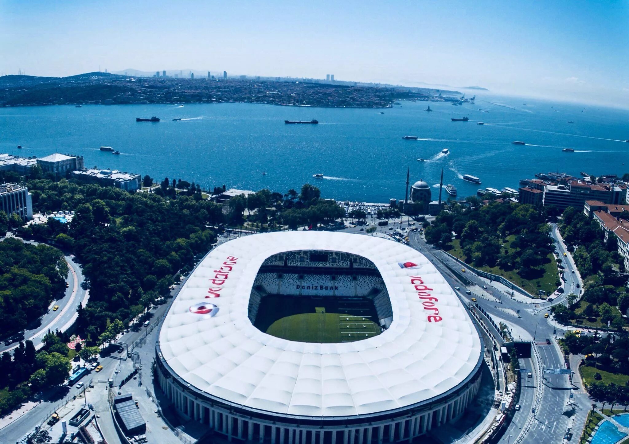 Стадион бешикташ. Водафон Арена Стамбул. Vodafone Park Стамбул. Водафон парк стадион. Водафон Арена, Бешикташ, Стамбул.