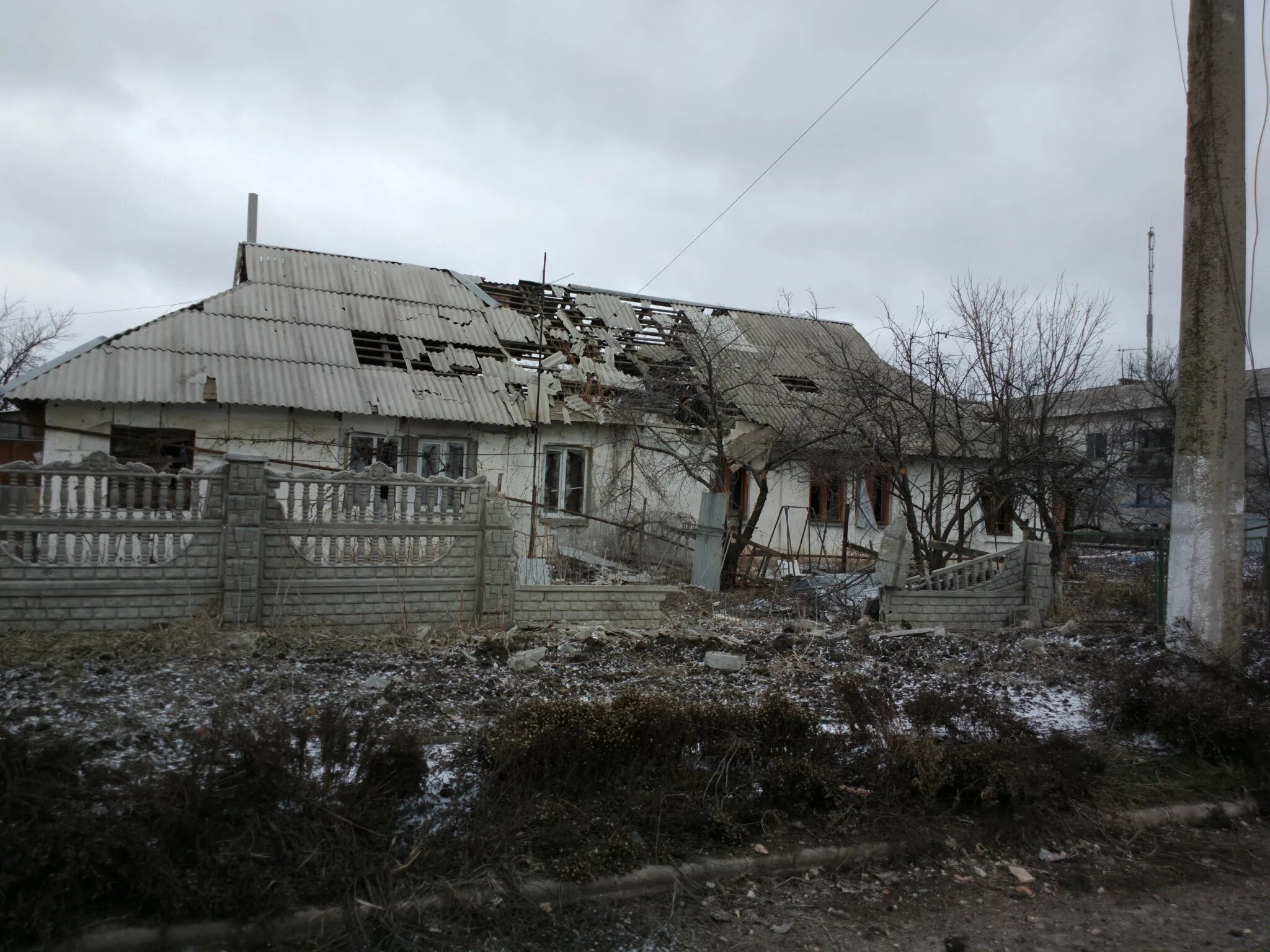 Терны луганская область обстановка на сегодня. Юнокоммунаровск Донецкая область. Клещеевка Донецкая область. Енакиево Донецкая область. Парасковеевка Донецкая область.