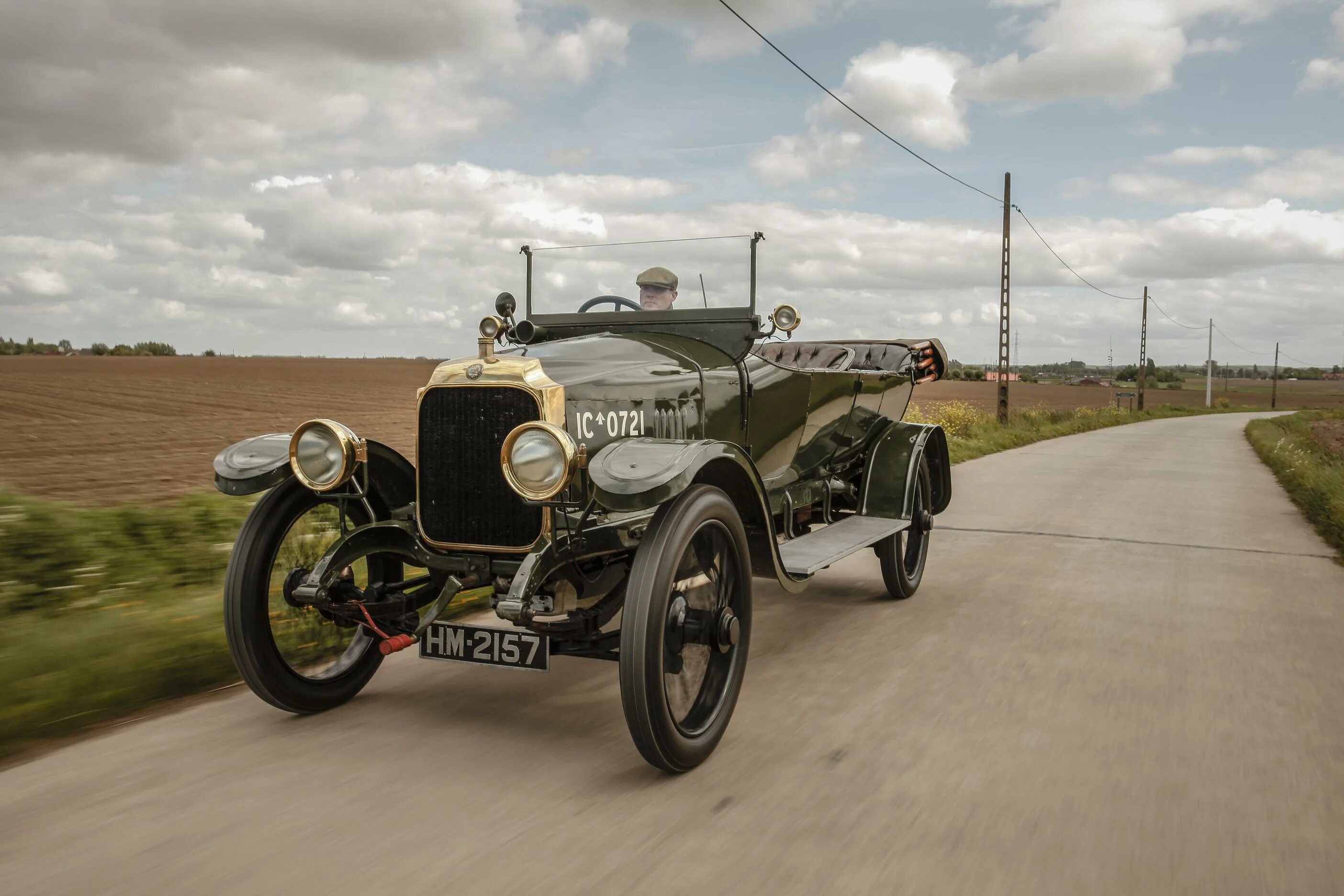 Автомобиля v 1. Vauxhall 1918. Автомобили 1 мировой войны. Роллс Ройс первой мировой войны. Воксхолл 1915 года.