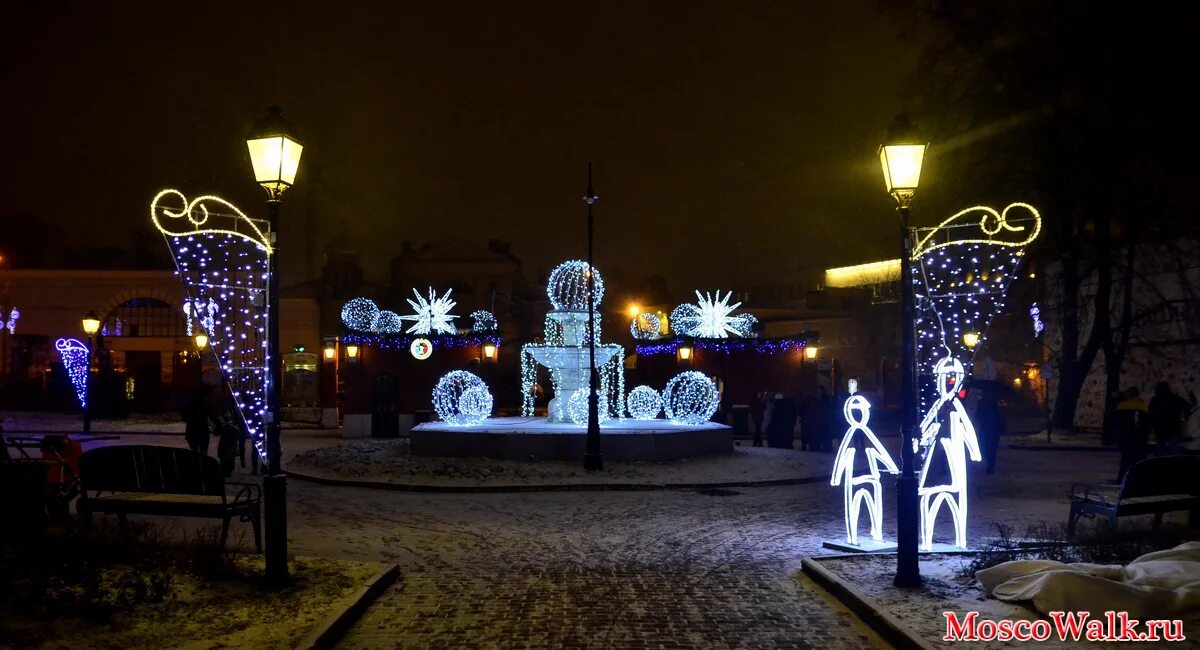 сад эрмитаж новый год. парк эрмитаж в москве зимой. сад эрмитаж москва зима. сад эрмитаж москва на новогодние праздники. сад эрмитаж зимой 2021.