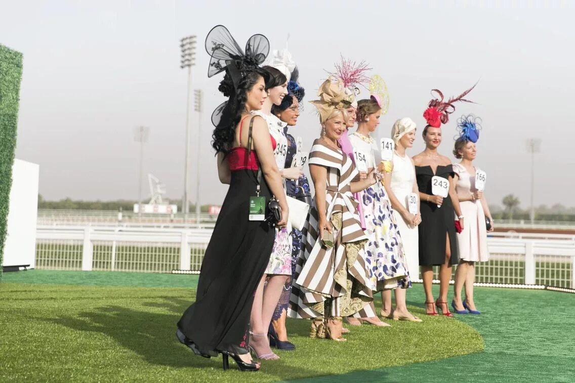 Скачки дубай 2024 год. Азур кост лошадь. Dubai world cup carnival. Скачки в дубае. Dubai world cup 2023.