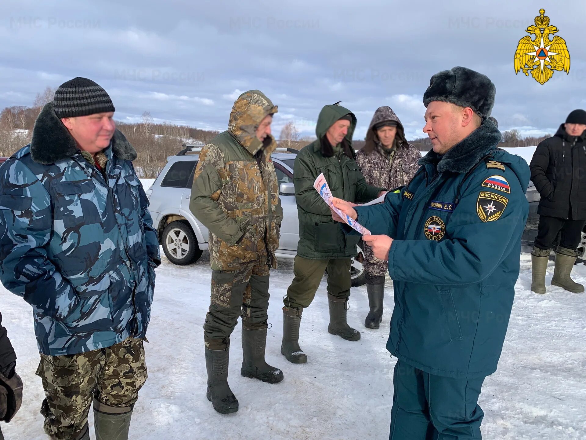 Зимняя рыбалка соревнования. Подледная рыбалка соревнования. Чаны зимняя рыбалка МЧС. Соревнование по зимней рыбалки Красноярск. Соревнования по подледному лову