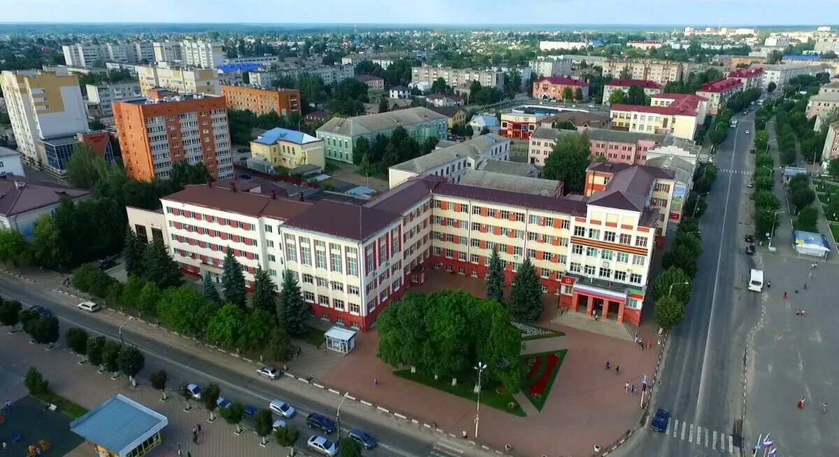 Женская гимназия клинцы. Новые клинцы брянская область. Новые клинцы брянская область. Женская гимназия клинцы. Город клинцы брянская область.