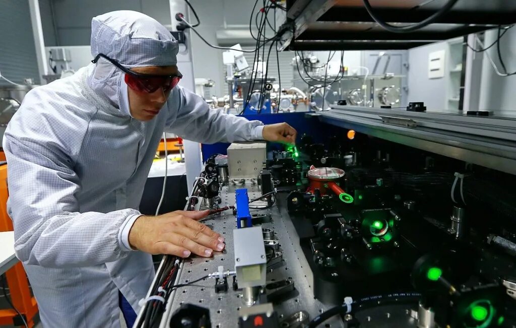 Цифровые технологии в машиностроении. Современные производственные технологии. Инженер асу тп. Технологические уклады глазьева кратко. Технологические ю.