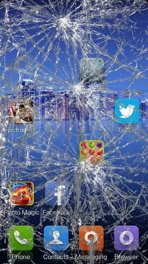 Разбитый экран. Сломанный экран телефона. Треснутый экран телефона. Экран разбитого телефона.