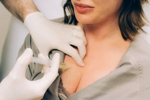 Vampire Breast Lift ® 