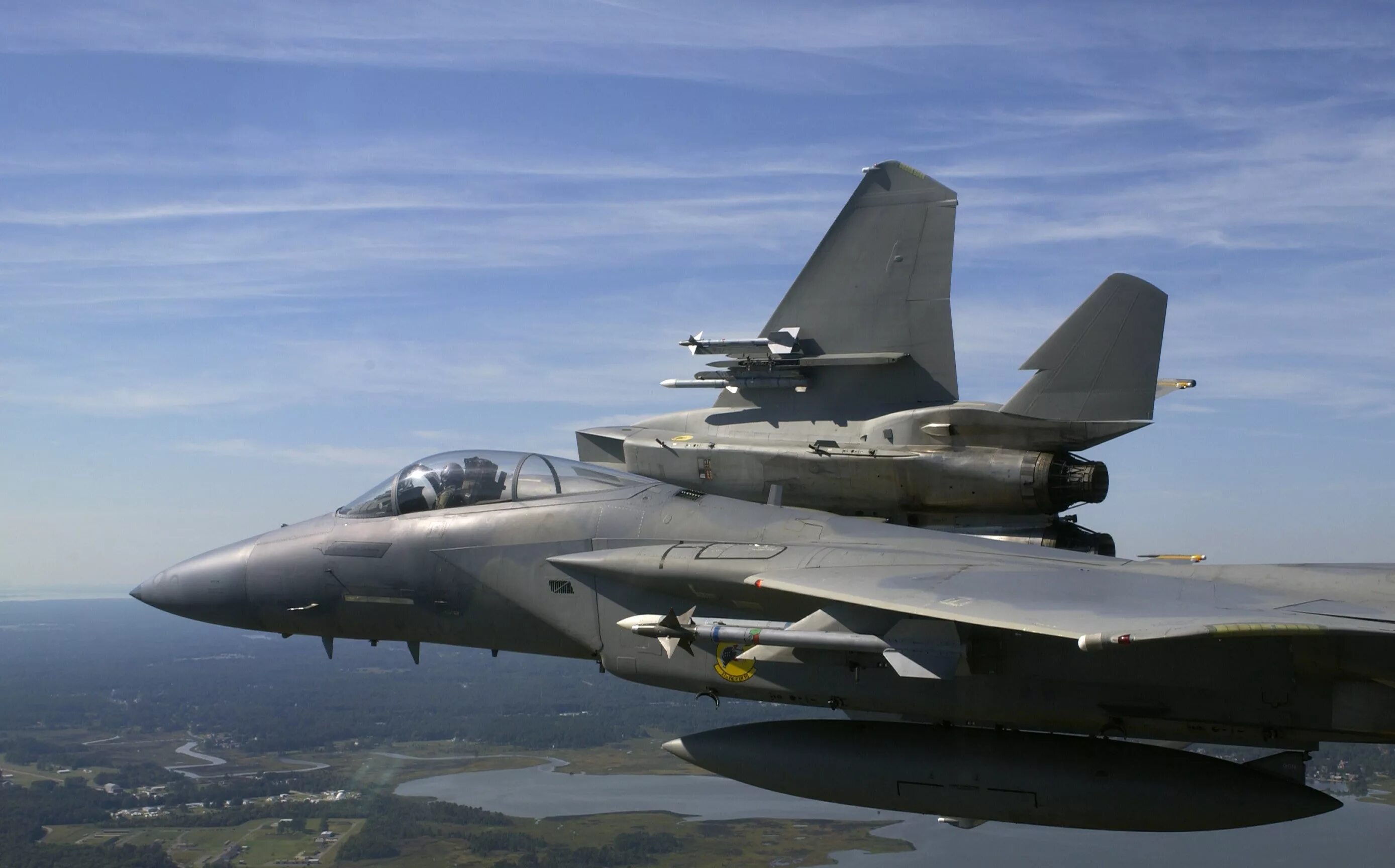 F 15 c d