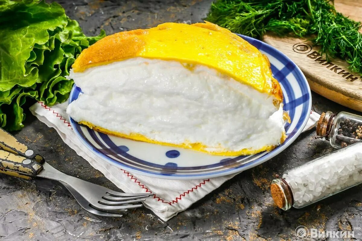 Омлет со взбитыми белками. Матушка пуляр. Омлет с взбитым белком. Омлет аннет пуляр. Омлет желток отдельно.