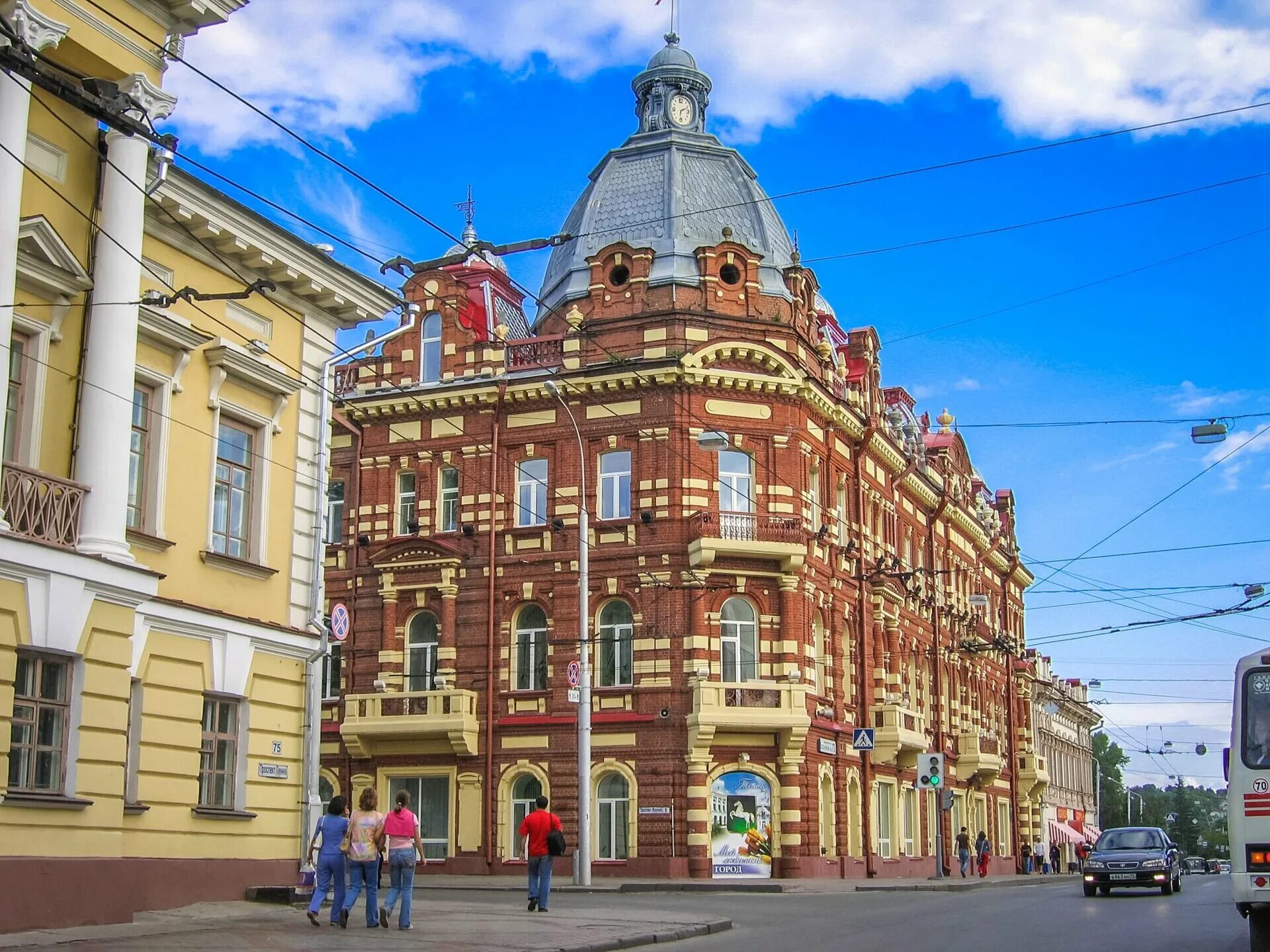 Сколько лет томску