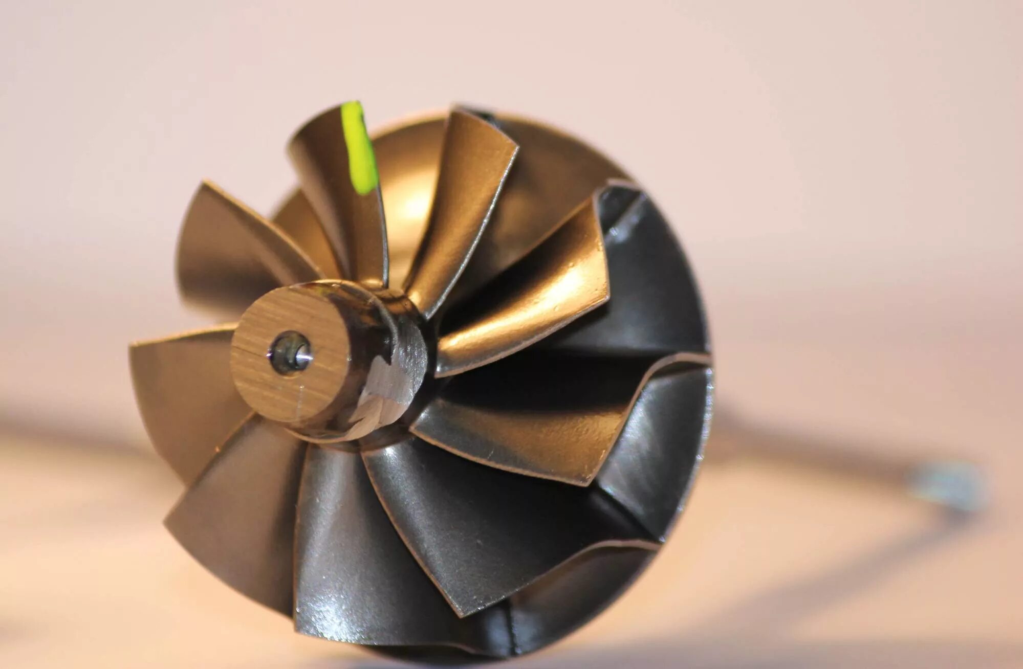 Турбина гаррет крыльчатка. Турбинное колесо турбокомпрессора garrett 56. Рабочее колесо jet 112-132 ( зеленый ). Крыльчатка турбины. Крыльчатка турбины.