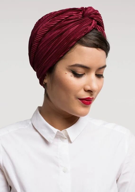 Белый тюрбан мужской. Тюрбан хомут. Turban yeat. Индийский тюрбан. Белый тюрбан мужской.