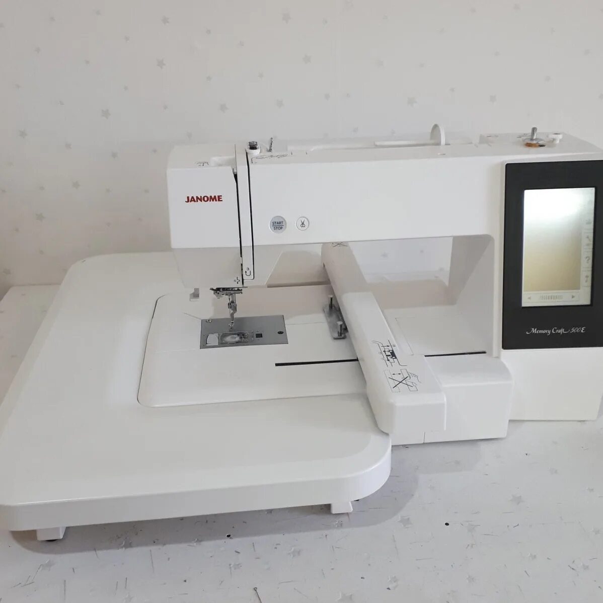 Janome memory craft 500e (mc 500e). Вышивальная машина janome 500e. Вышивальная машина craft 500e. Вышивальная машина janome mc 500e. Janome швейно- вышивальная машина 500.