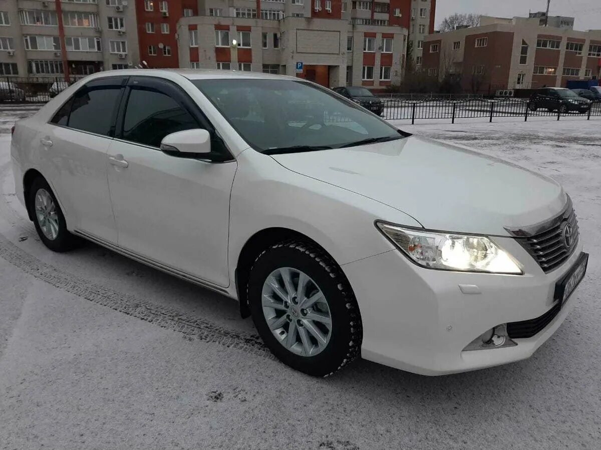 Камри 2014 купить. Toyota Camry 2014. Тойота Камри 2014 белая. Toyota Camry 2014 White. Тойота Камри 2014 год белая.