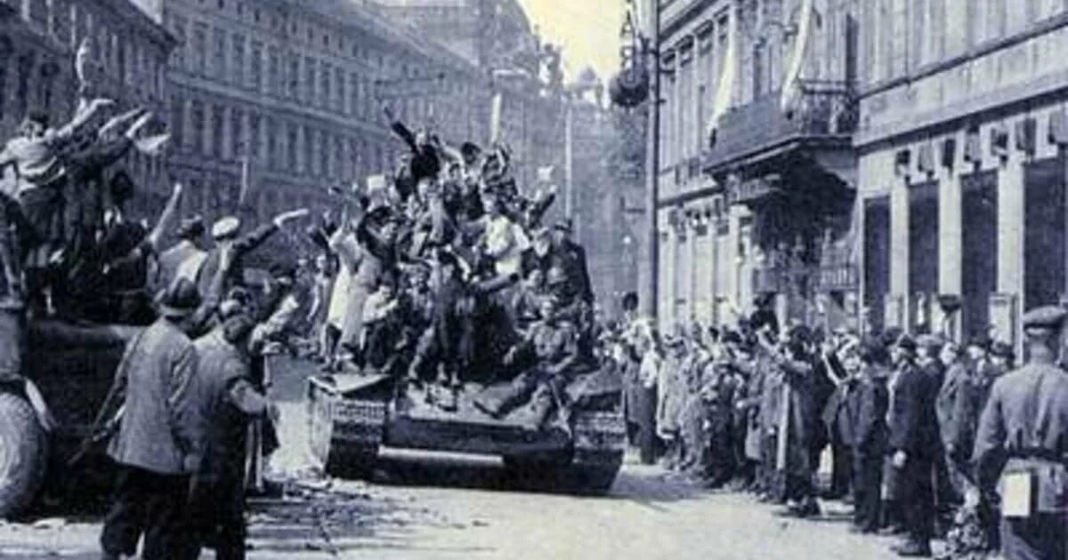 Освобождение столицы Чехословакии Праги. Битва за Прагу 1945. Освобождение Праги 1945. 9 Мая 1945 года освобождение Праги.