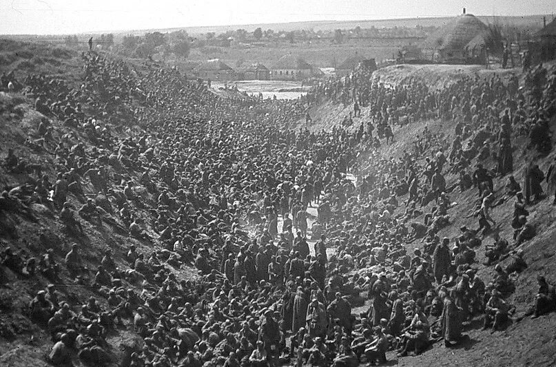 Старое окружение. Старый Оскол в 1943 году. Оккупация старого Оскола в ВОВ. Старый Оскол в годы оккупации 1942 1943.