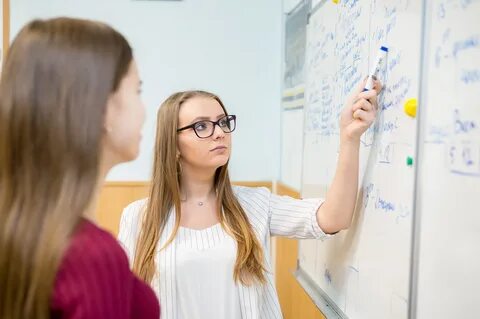 Поступить в институт лингвистики