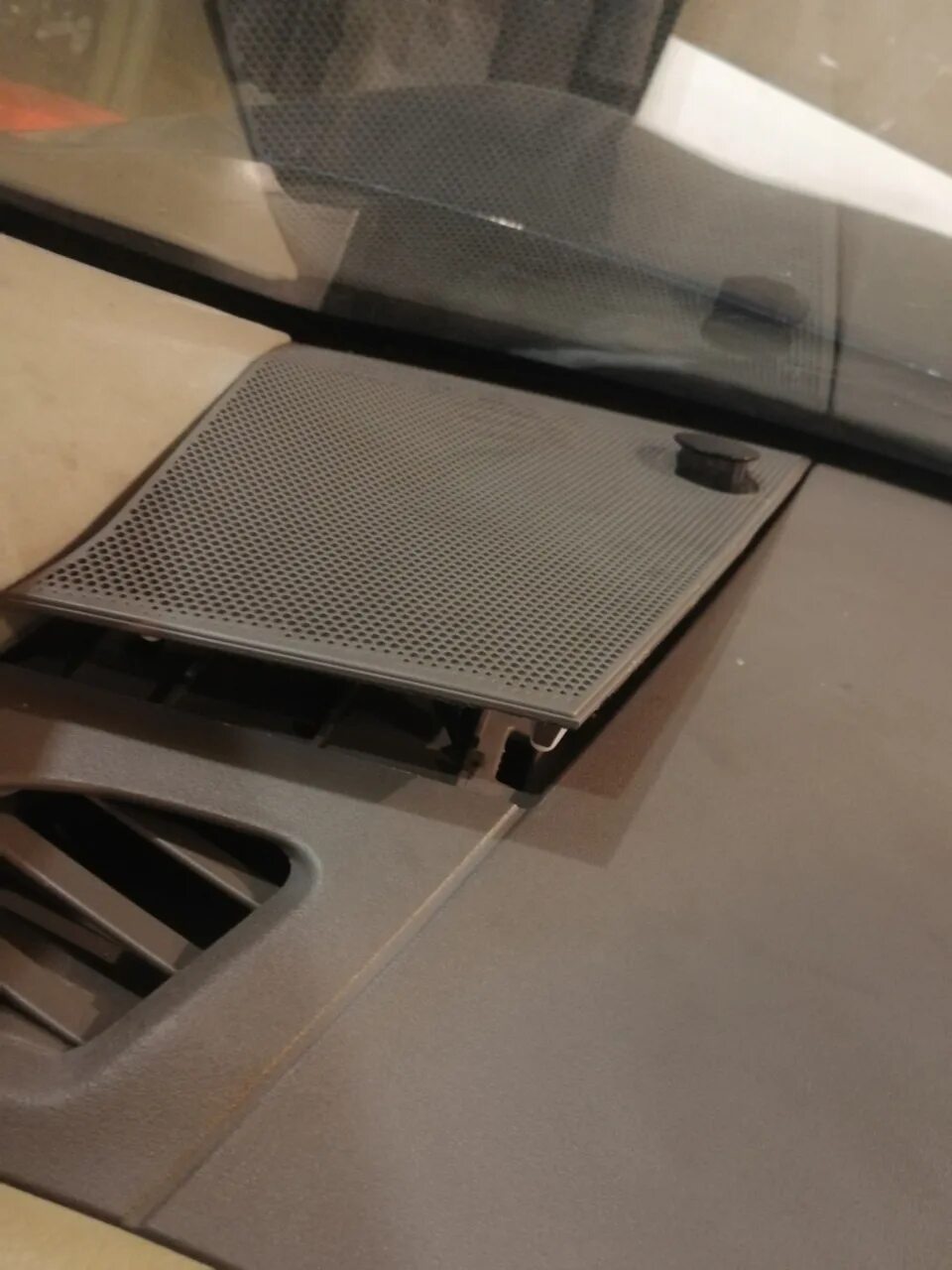 Замена ремкомплекта ограничителей дверей Plastik-Avto - Nissan Teana (J32), 2,5 