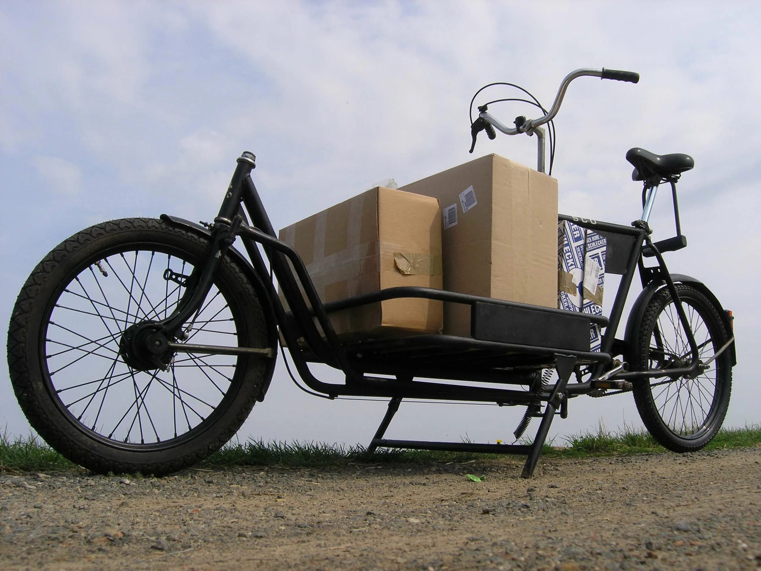 Грузовой велосипед. Грузовой велосипед двухколесный. Грузовой велосипед Cargo Bike. Самодельный грузовой велосипед. Грузовой велосипед купить