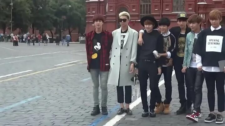 Когда приедет бтс. Bts в москве 2014. группа bts в москве 2014. бтс в 2014 году в москве.