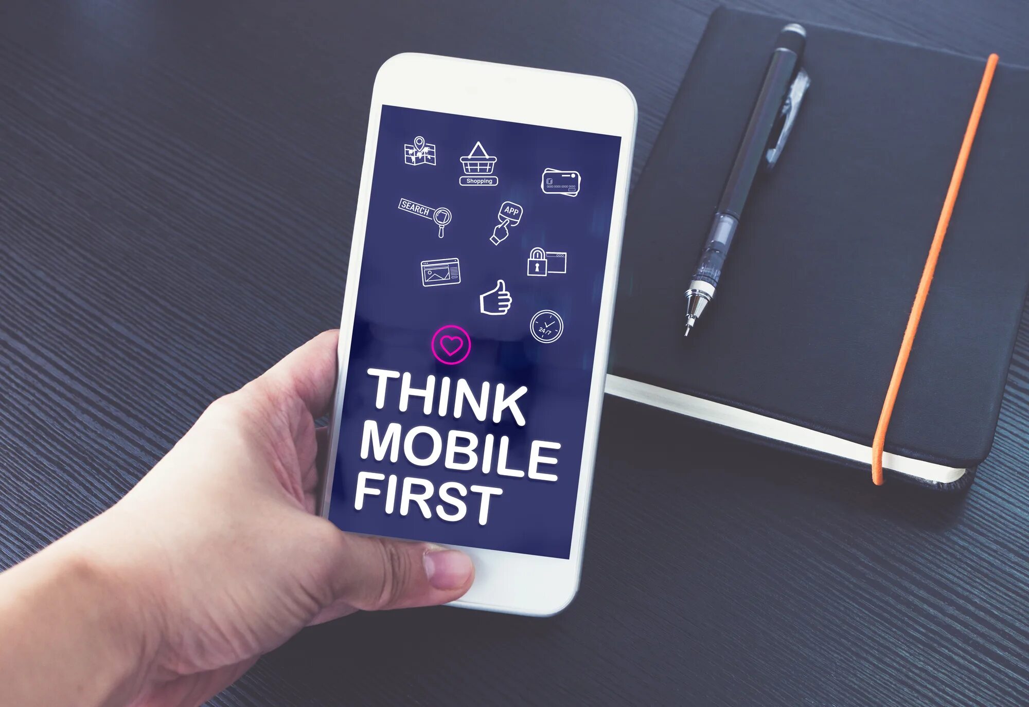 Mobile first. Think mobile. Mobile first дизайн примеры. Мобайл Ферст книга. Phone thinking 1