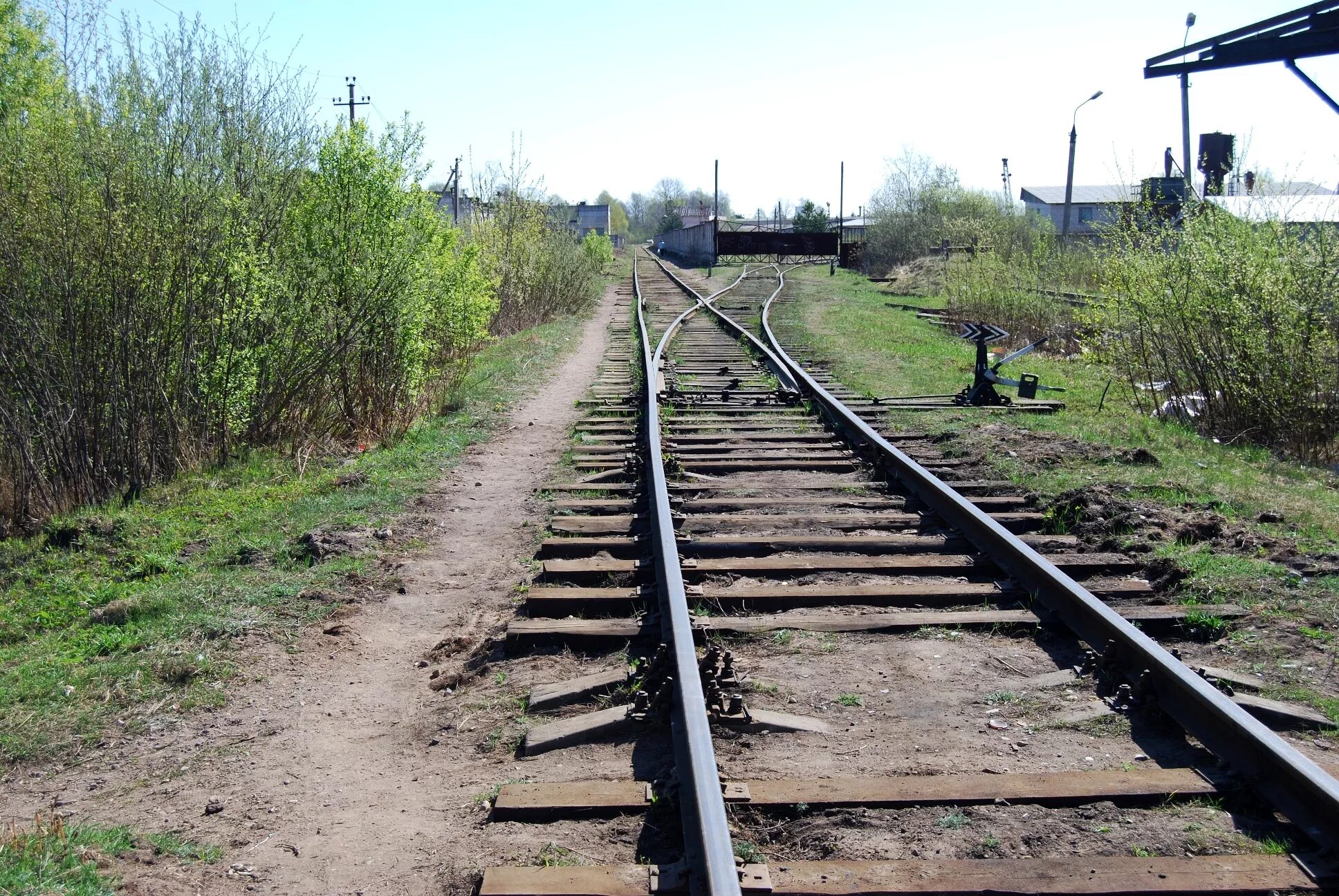 Пустынном полустанке