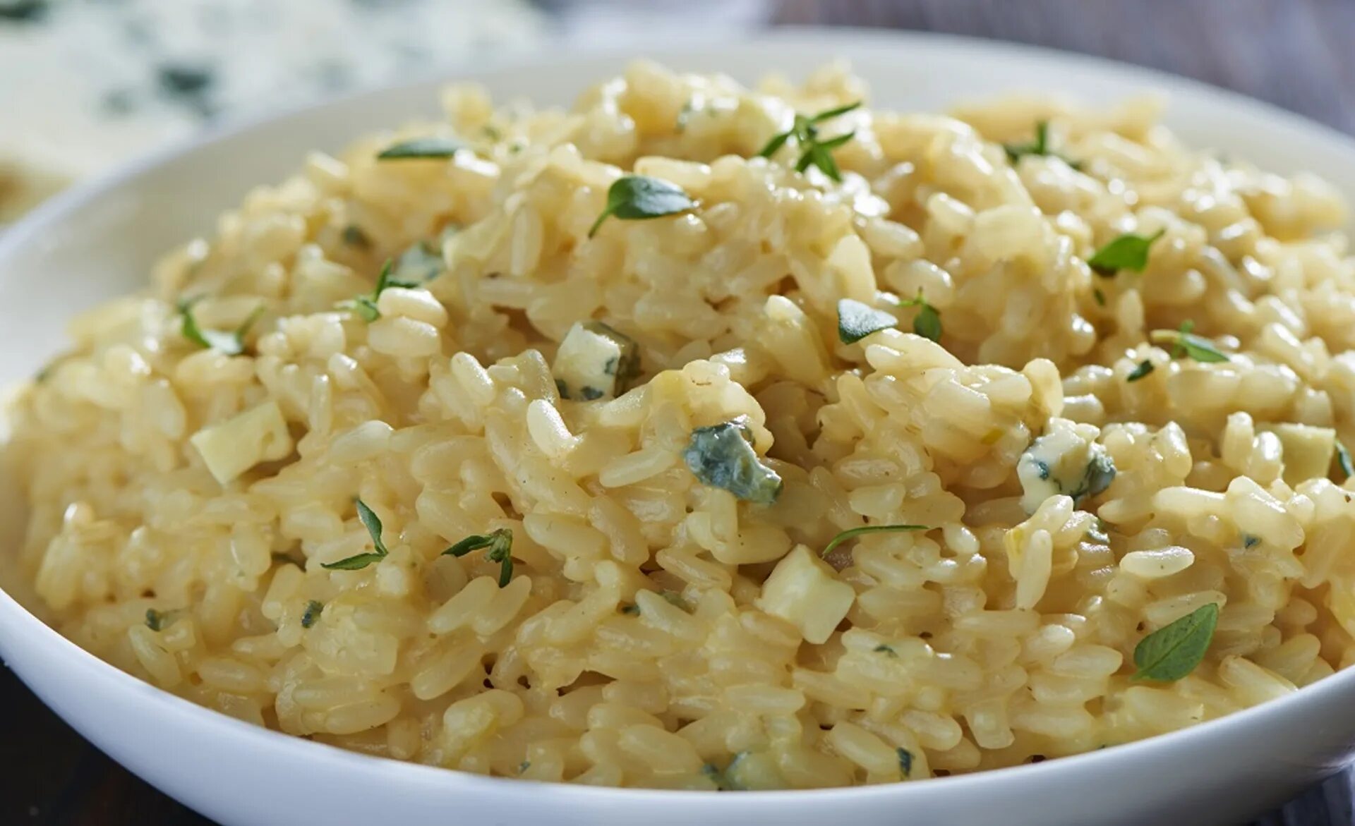 рис с мягким сыром. яичный жареный рис. рис с сыром пармезан. рисовая запеканка в духовке с курицей и овощами. рис чеддер.