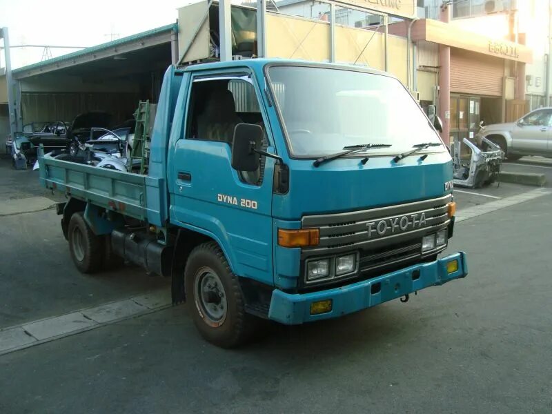 Toyota Dyna 1988. Тойота Дюна 200. Toyota Dyna 200 1988. Toyota Dyna 1987.