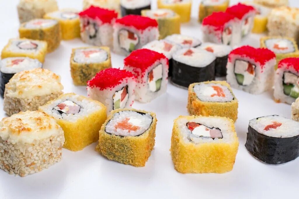 япономания кирово. япономания комбо. сет аригато суши сет. япономания киров октябрьский проспект 19. суши япономания.