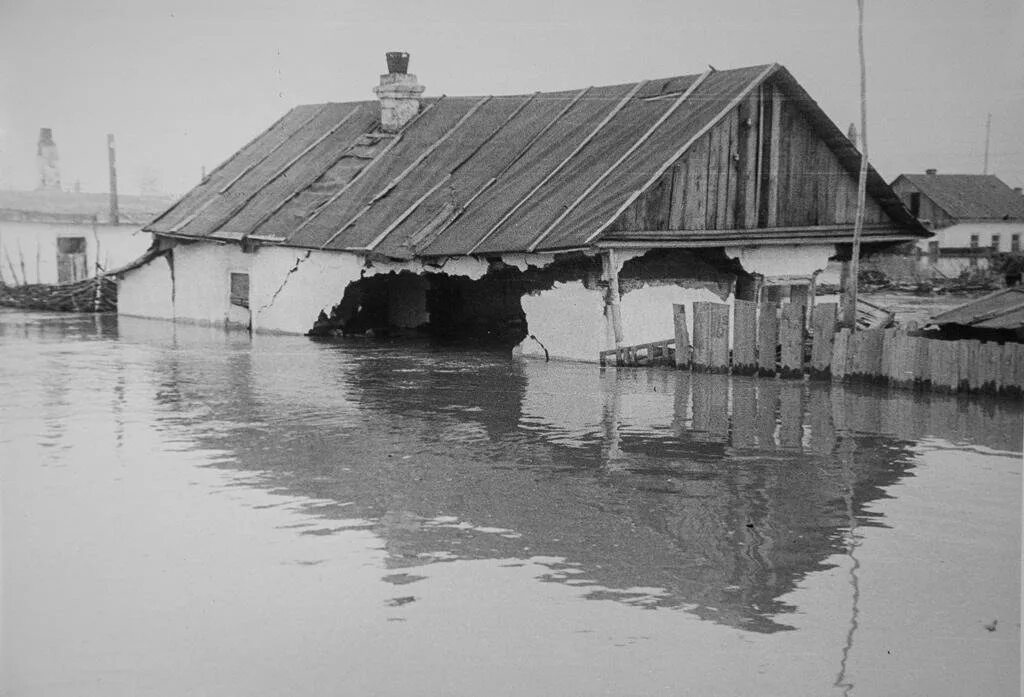 Какие улицы затопило в старом городе орска