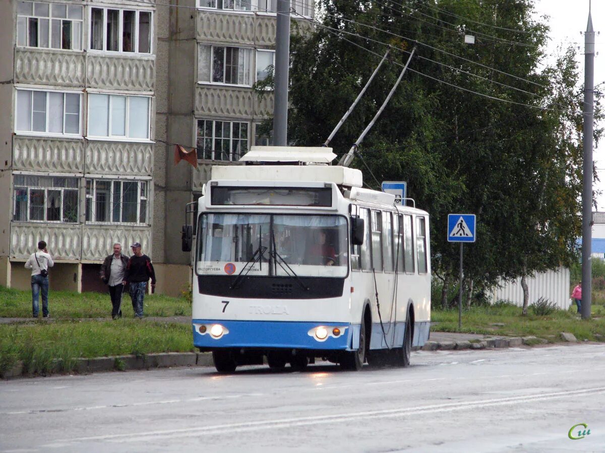 Троллейбус 5 рыбинск. Троллейбусы ЗИУ Рыбинск. ЗИУ-682 Рыбинск. Троллейбус 51 Рыбинск. Троллейбус 66 Рыбинск.