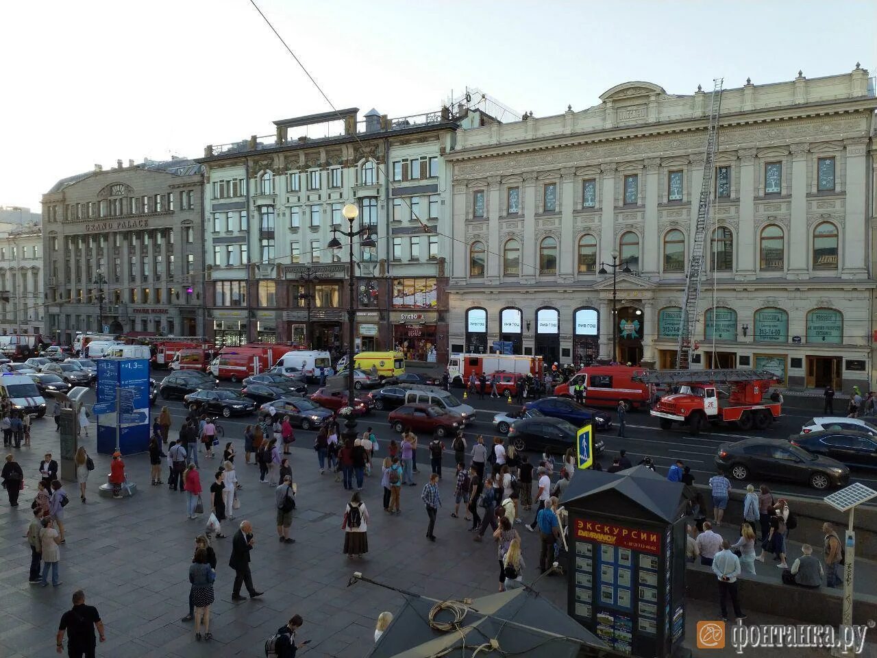 Пассаж на невском проспекте сканворд. Пассаж на Невском проспекте.