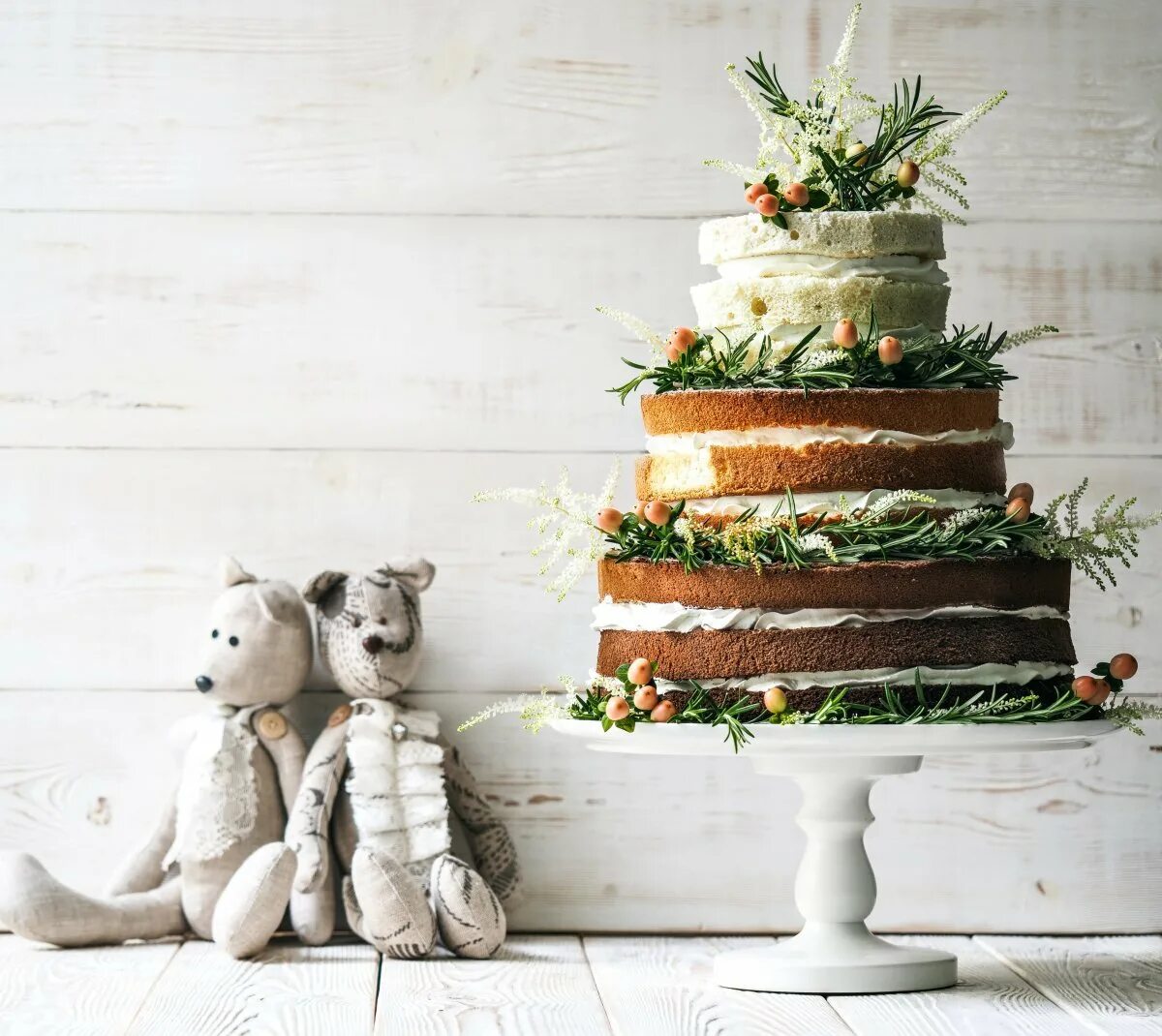 Свадебный торт!. Свадебный торт с открытыми коржами. Свадебный торт в стиле рустик двухъярусный. Торт в эко стиле.