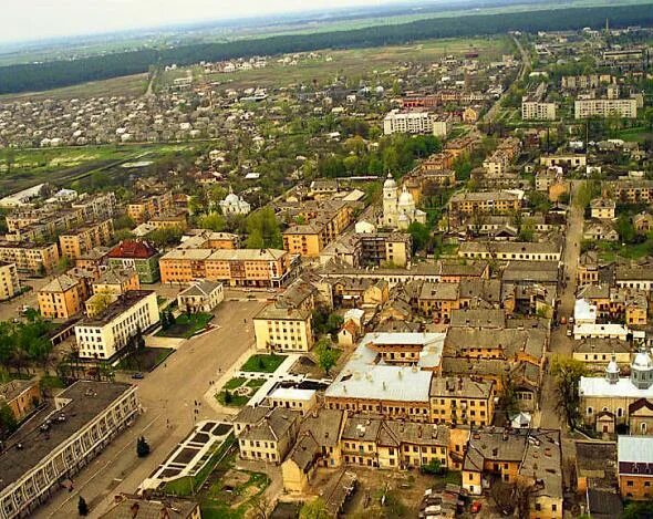 Броды Львовской области. Город Броды Львовской области красные казармы. Город Броды Украина. Броды Львовской области белые казармы.