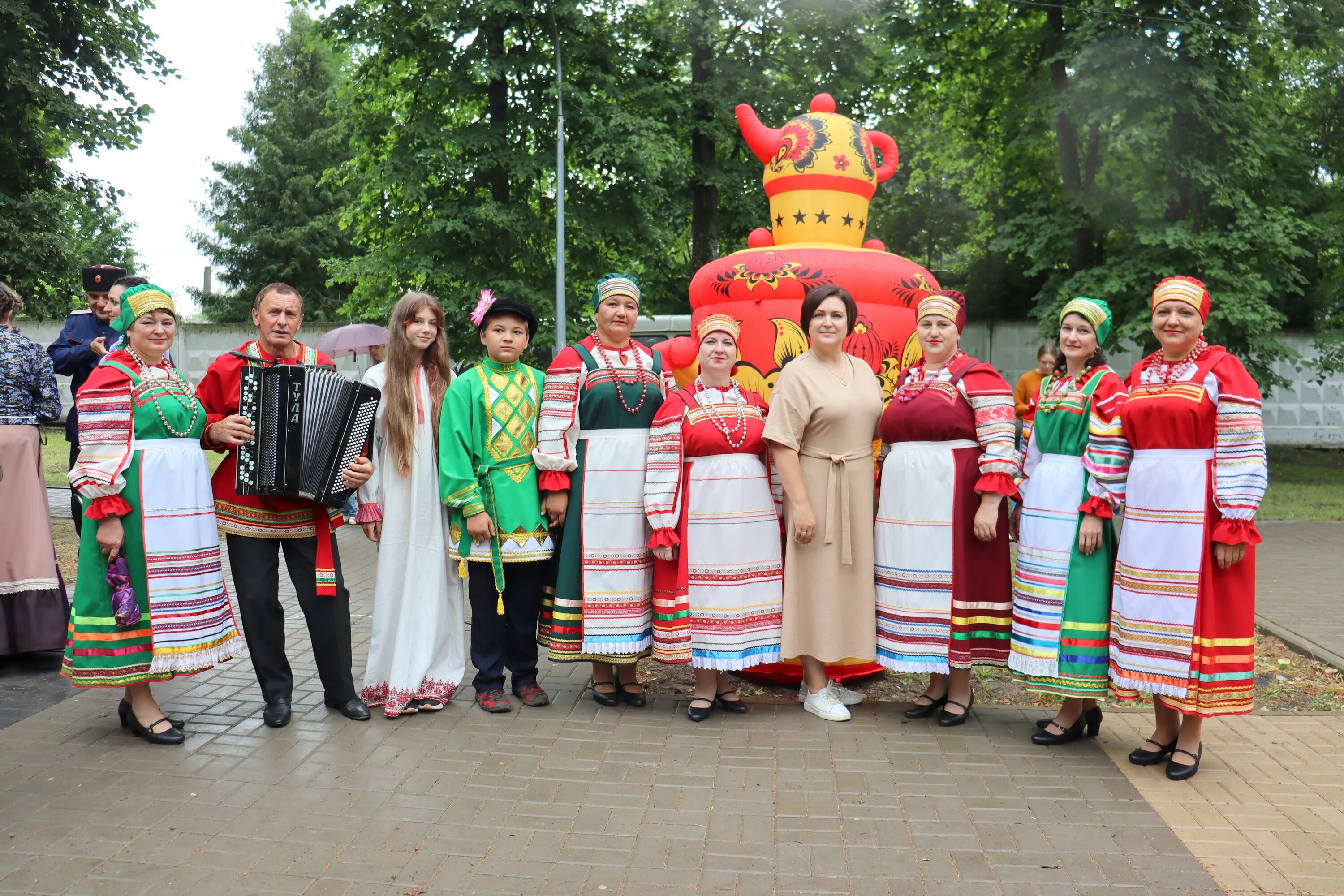 Народы кировской области. Культурное наследие народов России. Фестиваль народного искусства. Фестиваль национальных культур. Фестиваль культур народов.