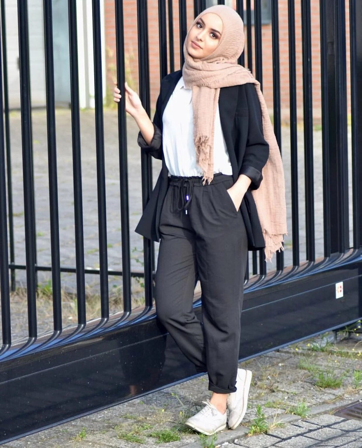 Hijab Style с брюками